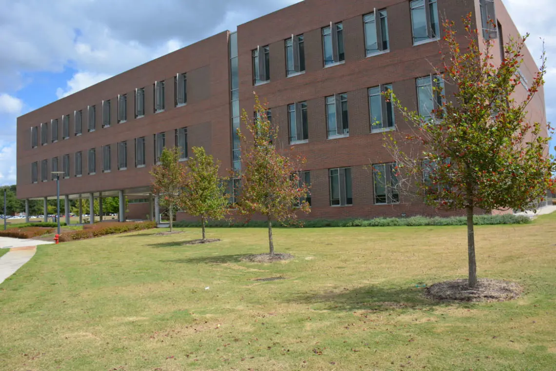 Elizabeth City State University